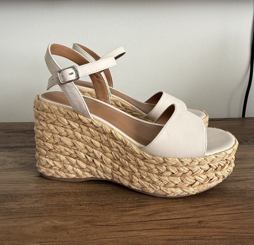 Universal Thread Wedge Sandals Womens 8.5 Cream White Espadrille Platform Strap